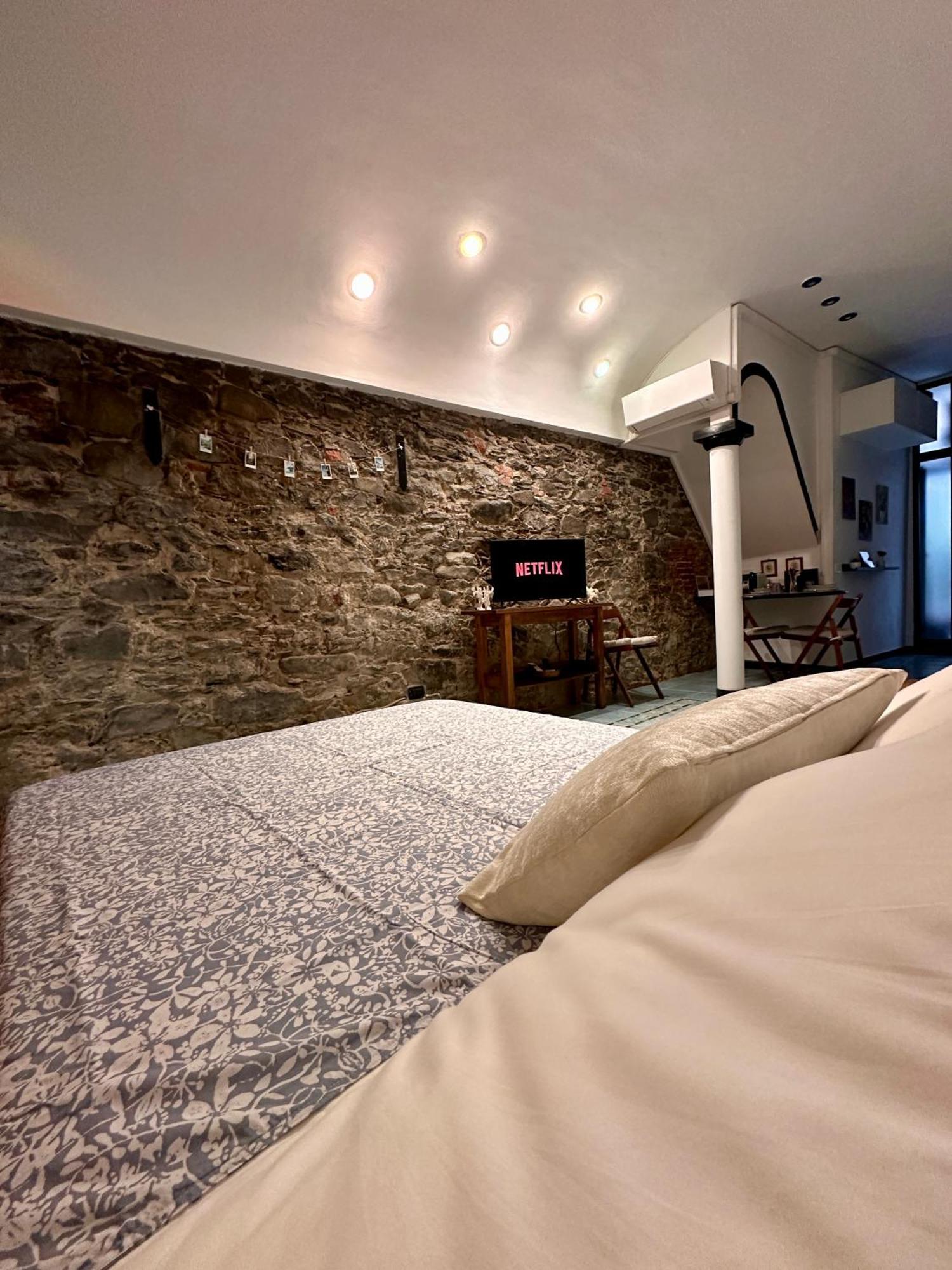 Dal Ferroviere - A Charming Stone Retreat In Cinque Terre Монтеросо ал Маре Екстериор снимка